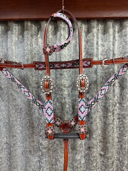 Laura - Tack Set
