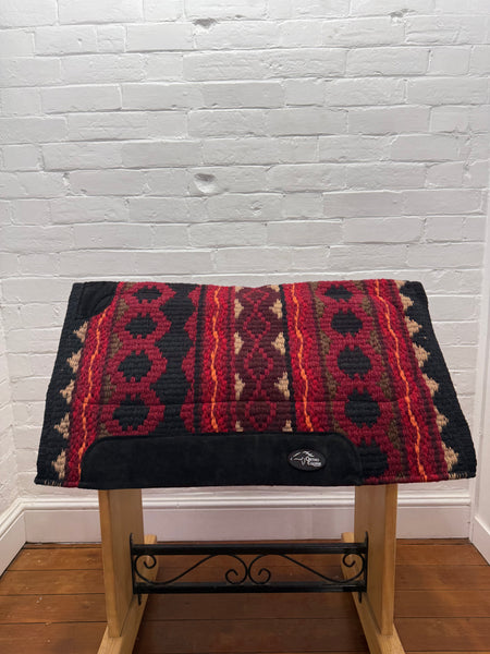 Ortho Equine Saddle Blanket - Riverland Black & Red